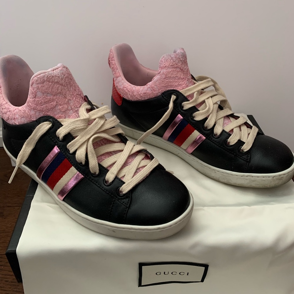 Authentic Gucci Sneakers Size 7